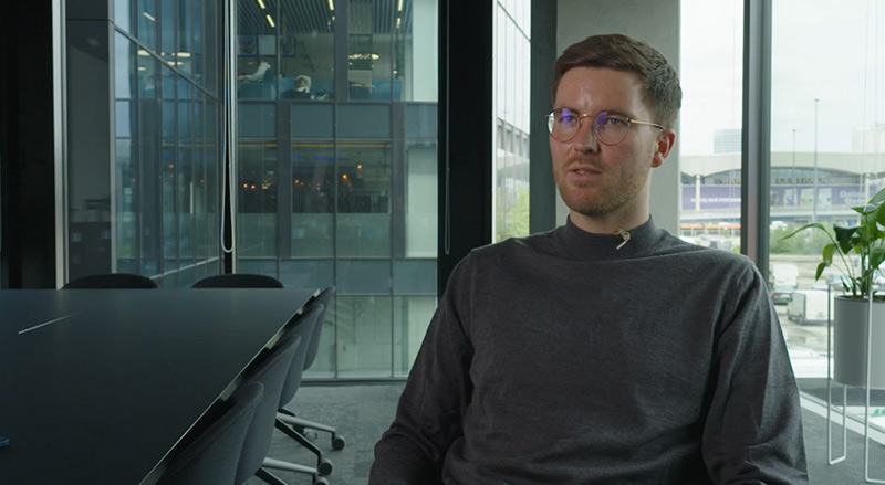 Interview with Hannes Vogelmann, Skoda Auto Product Manager, insights on how blockchain innovates the automotive industry.