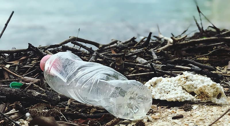 As part of its offering, Universal Plastic offers ONDAs (Ocean Notarised Digital Assets), which represent the environmental and social impact of each plastic collection effort.